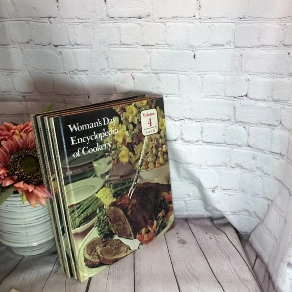Vintage Woman's Day encyclopedia of cookery cookbook cottagecore - Picture 10 of 13